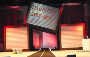 STUDIO IMMAGINA - IMMAGINI PER SCENOGRAFIA SPETTACOLO MAURIZIO BATTISTA